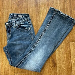 Women’s Miss Me jean